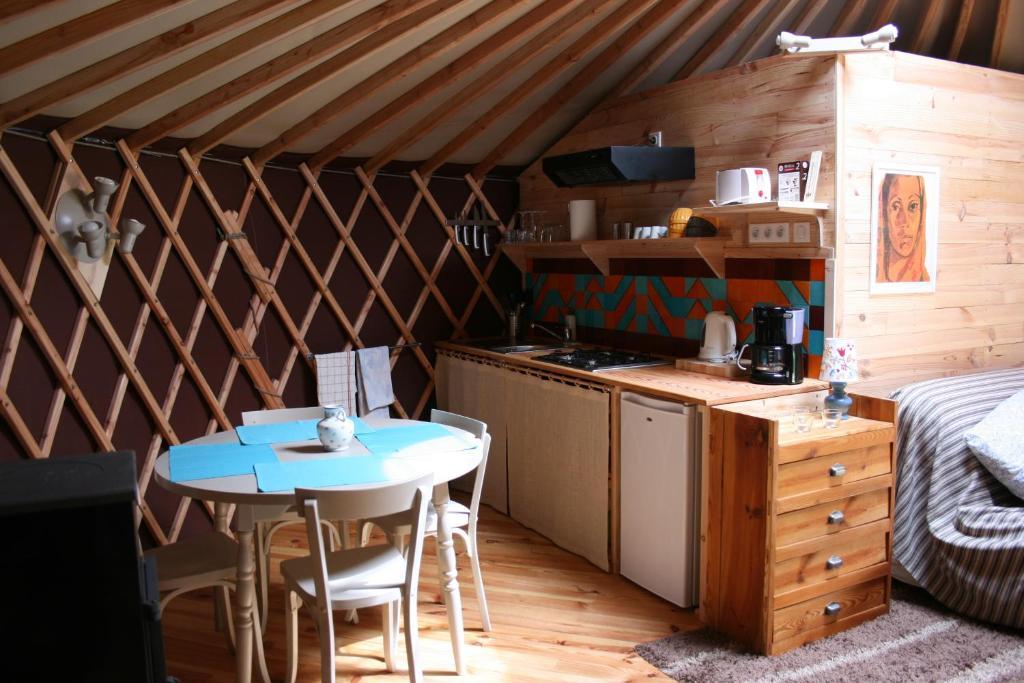 Yourtes En Terrasse Bonneval  Номер фото