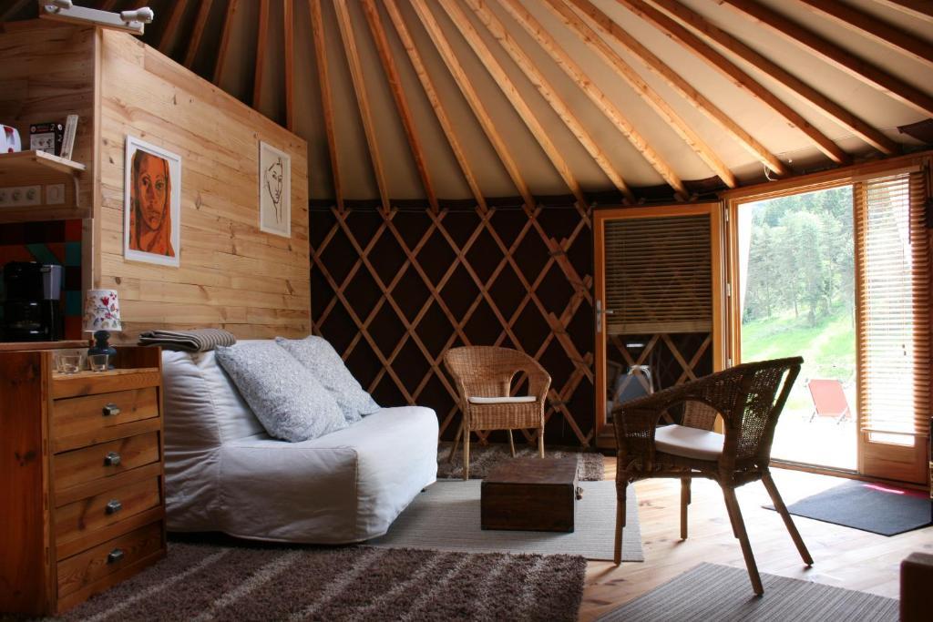Yourtes En Terrasse Bonneval  Номер фото