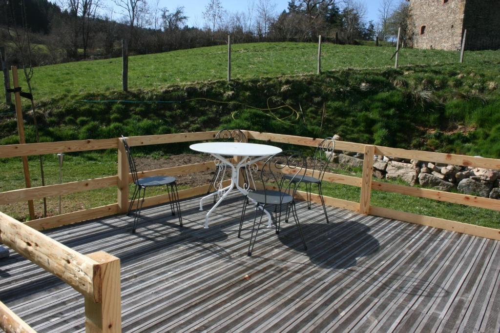 Yourtes En Terrasse Bonneval  Номер фото